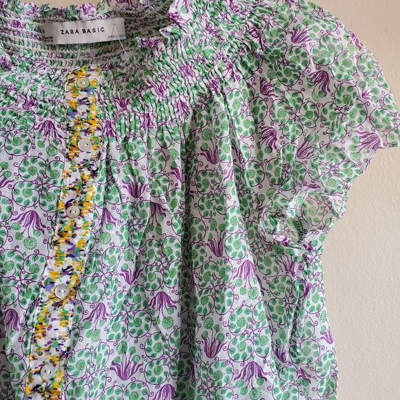Zara short sleeve soft flowy top , purple yellow floral prints XS size - Picture 5 of 8